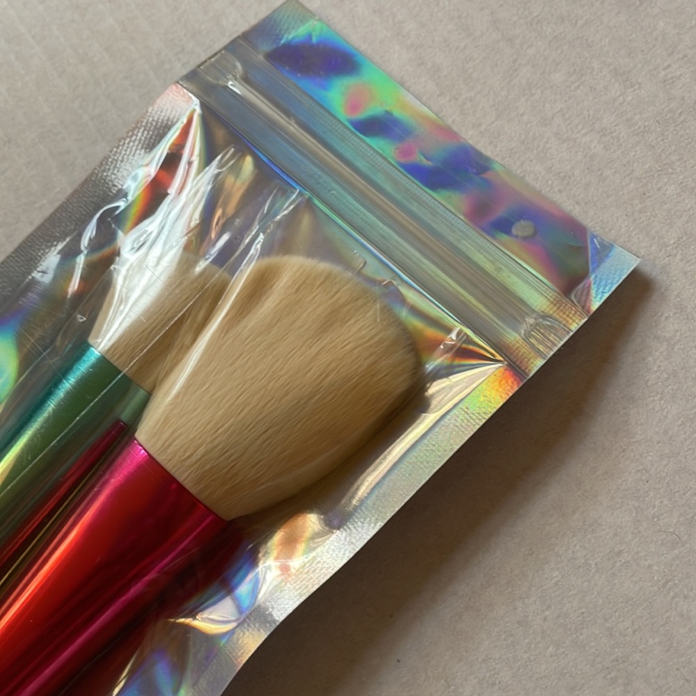 Brushes - Picture 2 of 4